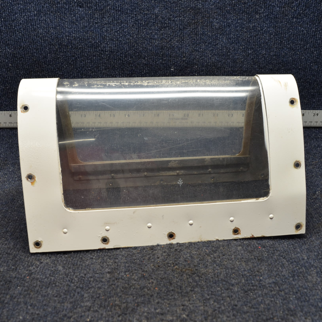 Used aircraft parts for sale, 0523115-3 Cessna C175 CESSNA LANDING LIGHT WINDOW