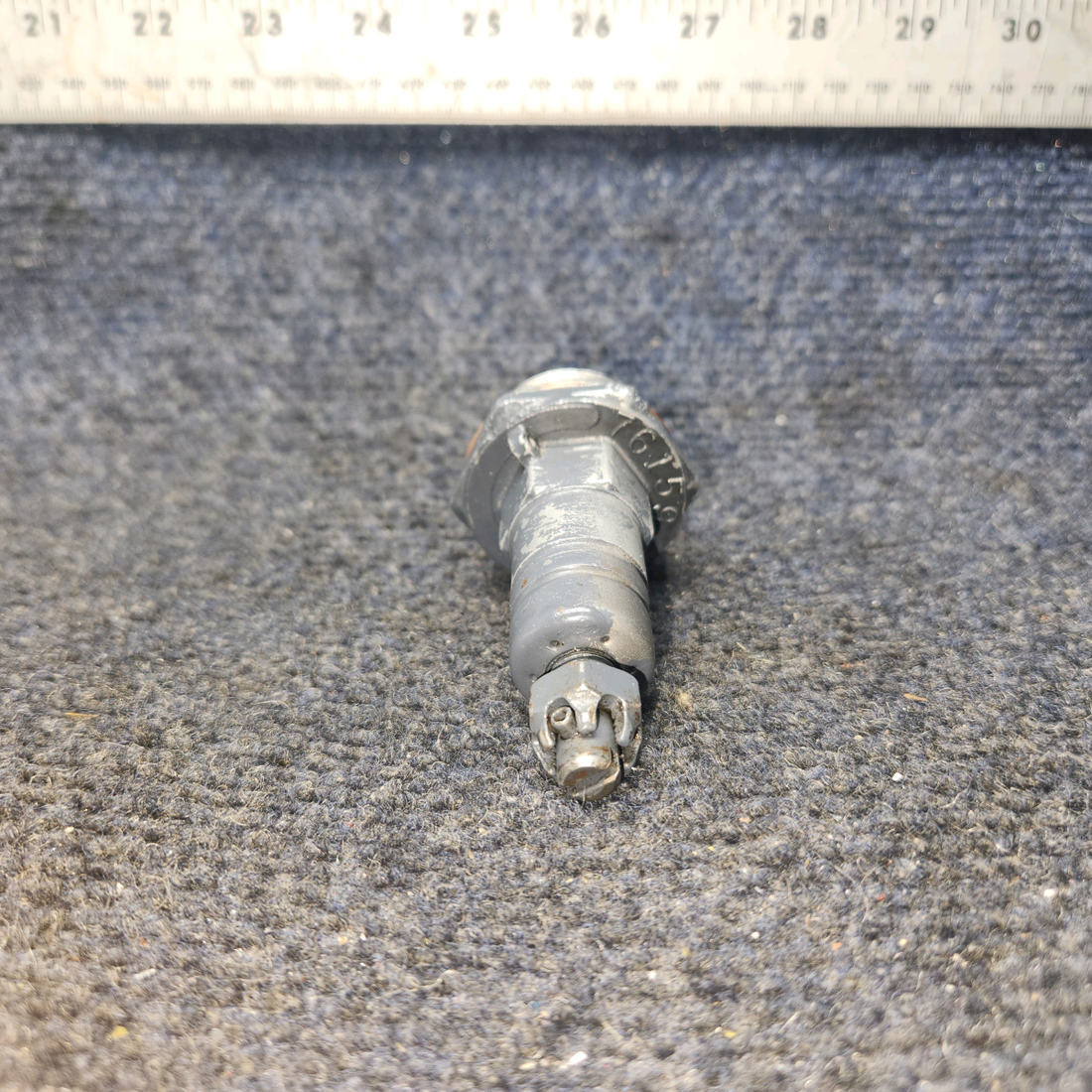 Used aircraft parts for sale, 76529,  1028-B, 61084 Lycoming O-540 PIPER PA-24-250 Oil Pressure Relief Valve Assembly