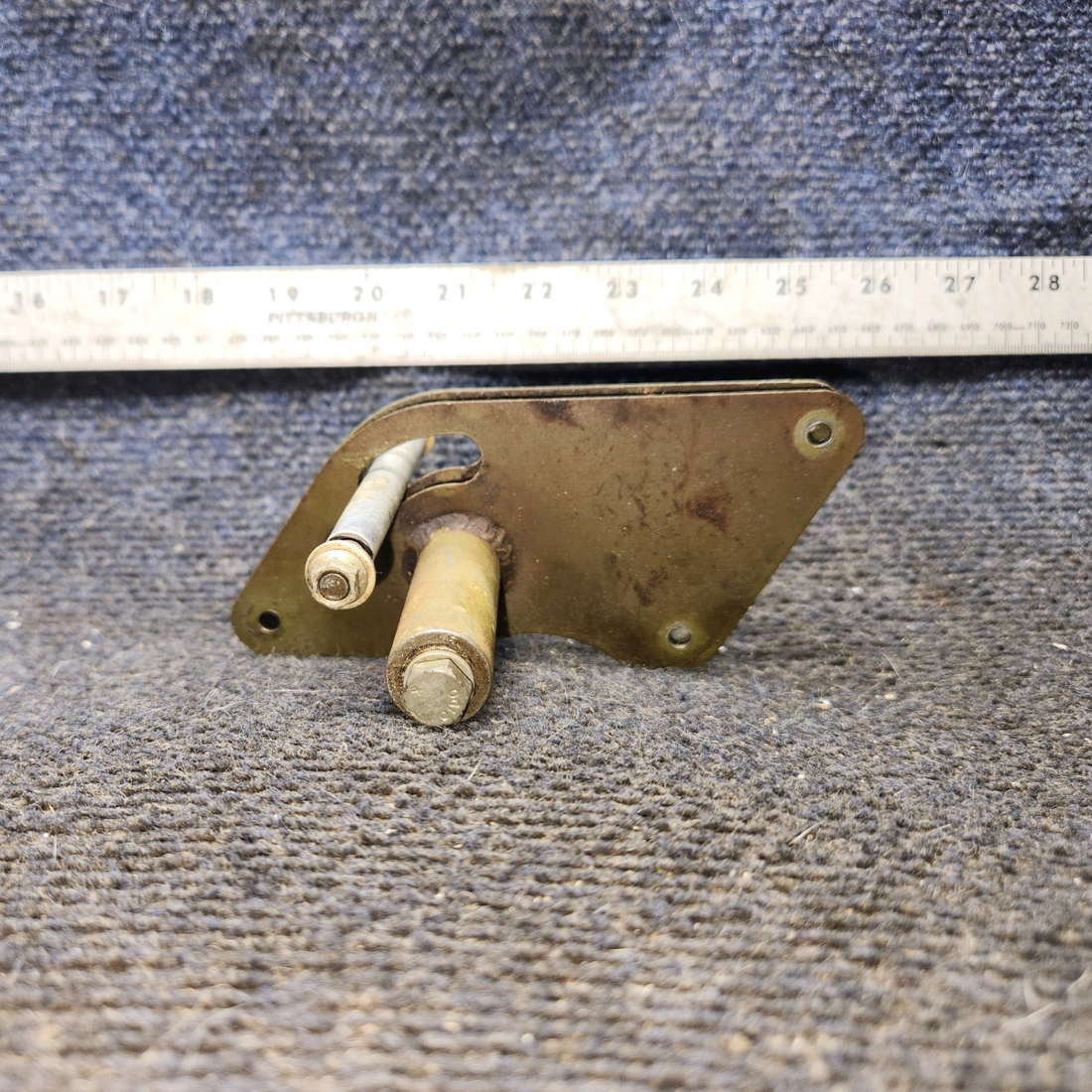 Used aircraft parts for sale, 0523223-1 cessna 172N Aileron Bellcrank Assembly – LH