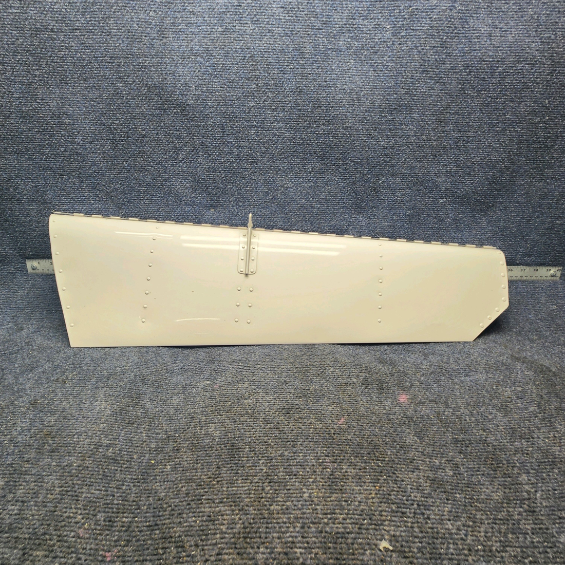 Used aircraft parts for sale, 33-610010-2 Beechcraft F33A ELEVATOR TRIM TAB ASSEMBLY RH (WHITE)