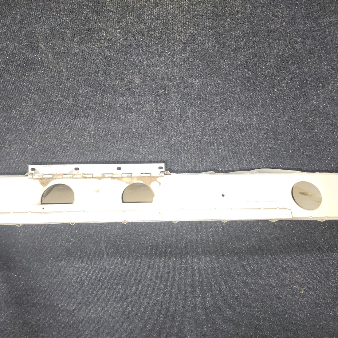 Used aircraft parts for sale, 0523800 Cessna 172E Aileron Assembly - LH