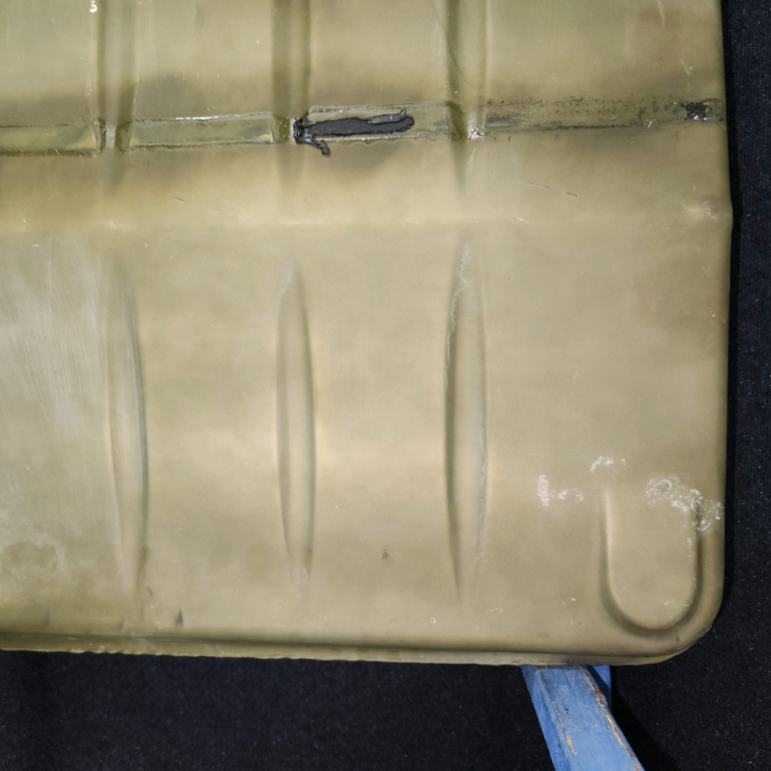 Used aircraft parts for sale, 0592300-6 Cessna 172 Fuel Tank Assembly LH With Check Valve