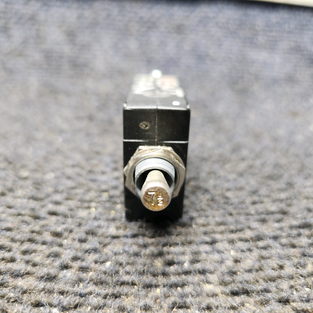 Used aircraft parts for sale, W31X2M1G7.5 Tyco Electronics W31 Series PIPER PA-24-250 Circuit  Breaker - 7.5 Amps