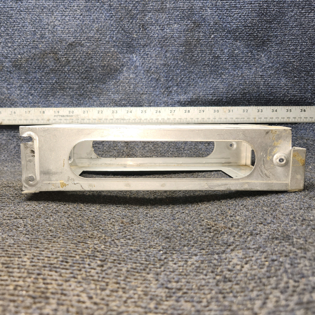 Used aircraft parts for sale, TKM MX170C Michel MX170C Cessna 172 Nav/Comm Radio W/ Tray