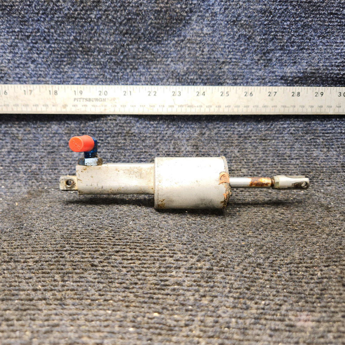 Used aircraft parts for sale, 0541138-16 Cessna 172F Master Brake Cylinder Assembly
