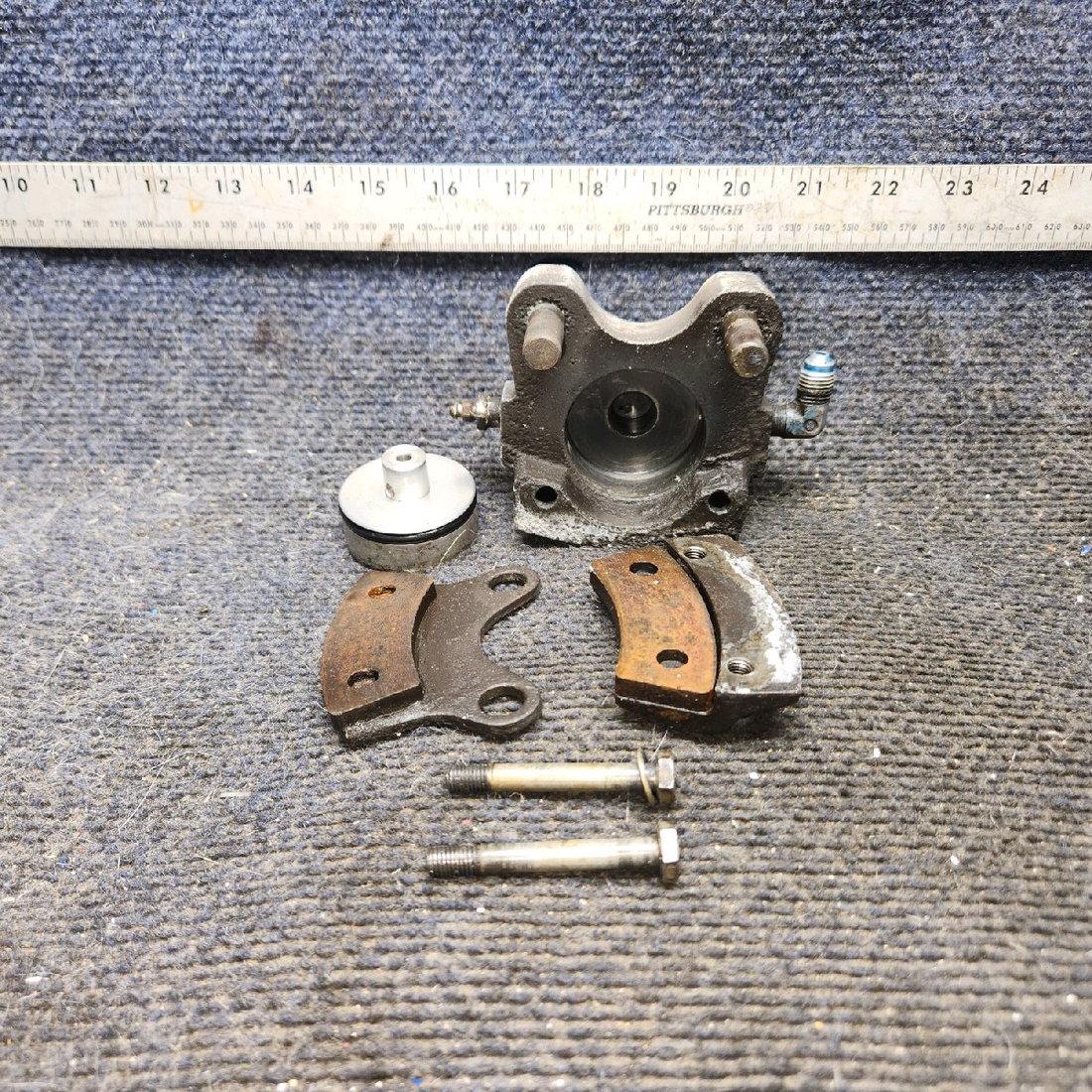 Used aircraft parts for sale, 551-705 Cleveland 30-55 piper PA-28-181 Main Wheel Brake Assembly