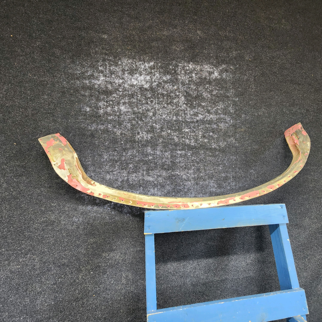 Used aircraft parts for sale, 310315-001 Mooney M20J RETAINER WINDSHIELD EXTERIOR
