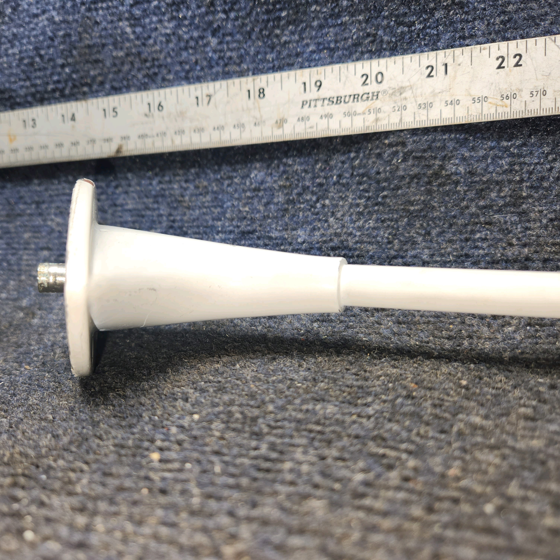 Used aircraft parts for sale, CI-121SP Comant Industries Inc Beechcraft C23 SUNDOWNER Loran C Antena