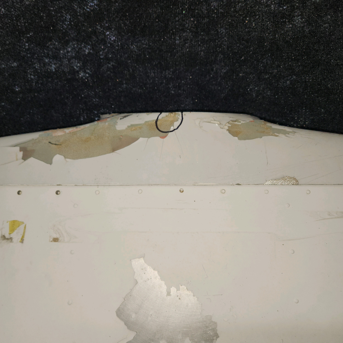Used aircraft parts for sale, 0552162-14 cessna 172N Upper Spotweld Assembly – Cracked, Dented and Bent