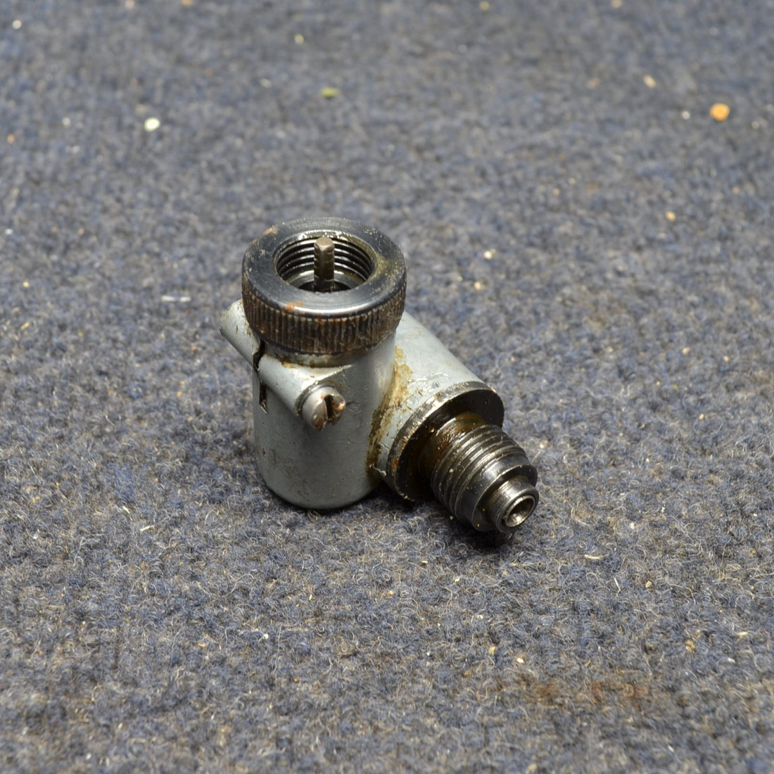 Used aircraft parts for sale, ES407010 Cessna C175 TACHOMETER CABLE ADAPTER