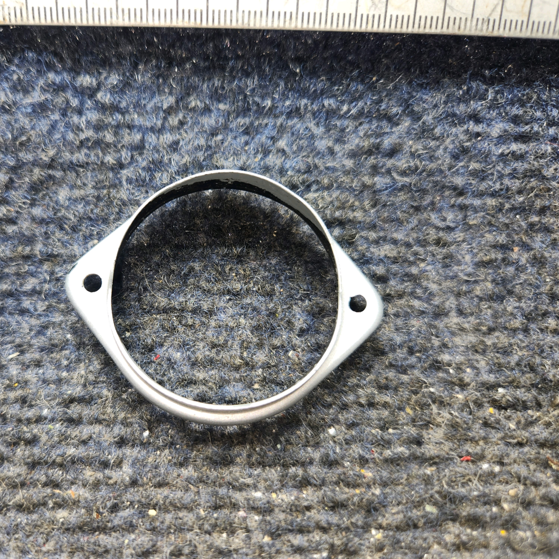 Used aircraft parts for sale, A425A Whelen Tail Strobe Lens Retainer