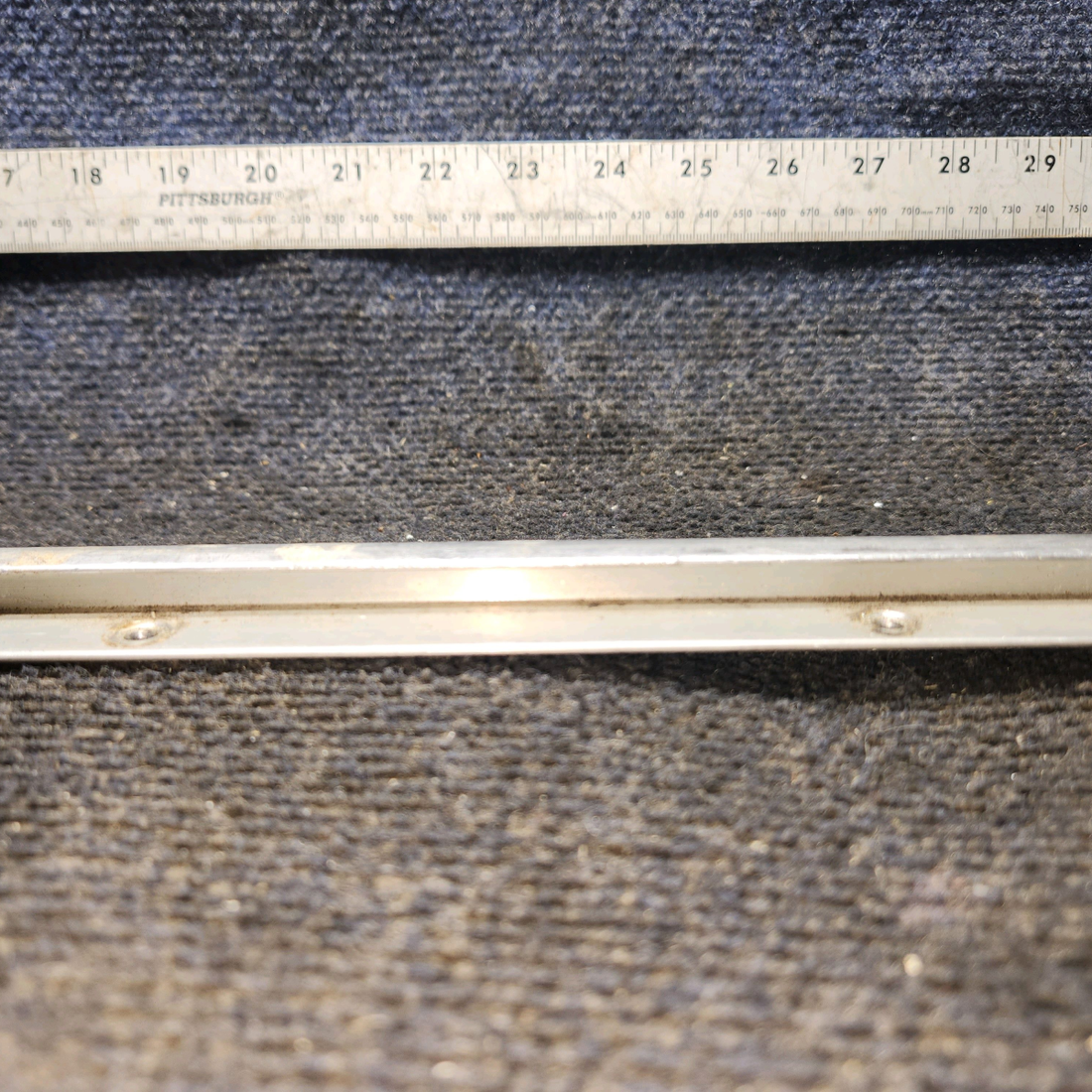 Used aircraft parts for sale, 0410219-2 cessna 150G Inboard Seat Rail Assembly