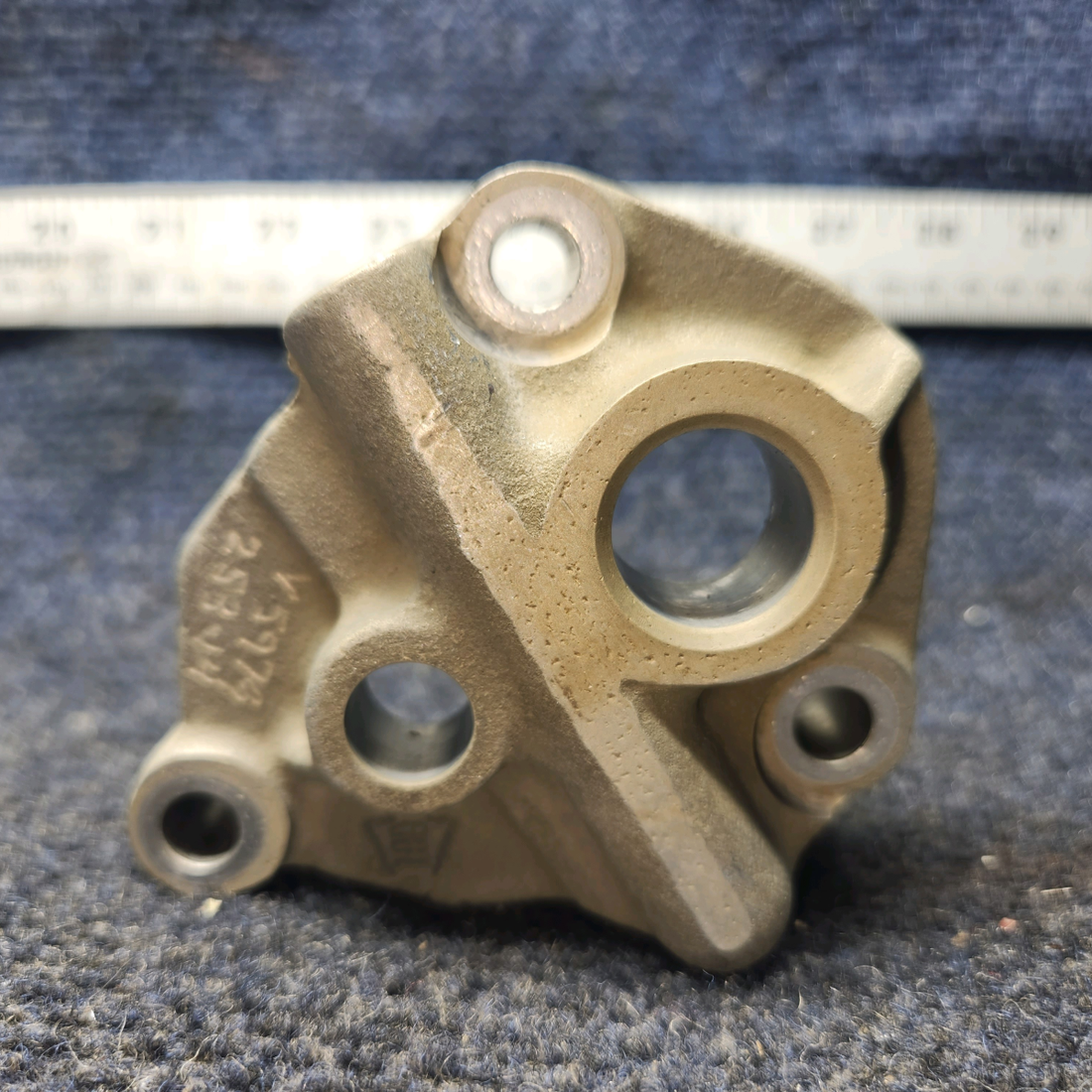 Used aircraft parts for sale, 78528 Lycoming O-320 PIPER PA28-140 Body Assy Oil Pump