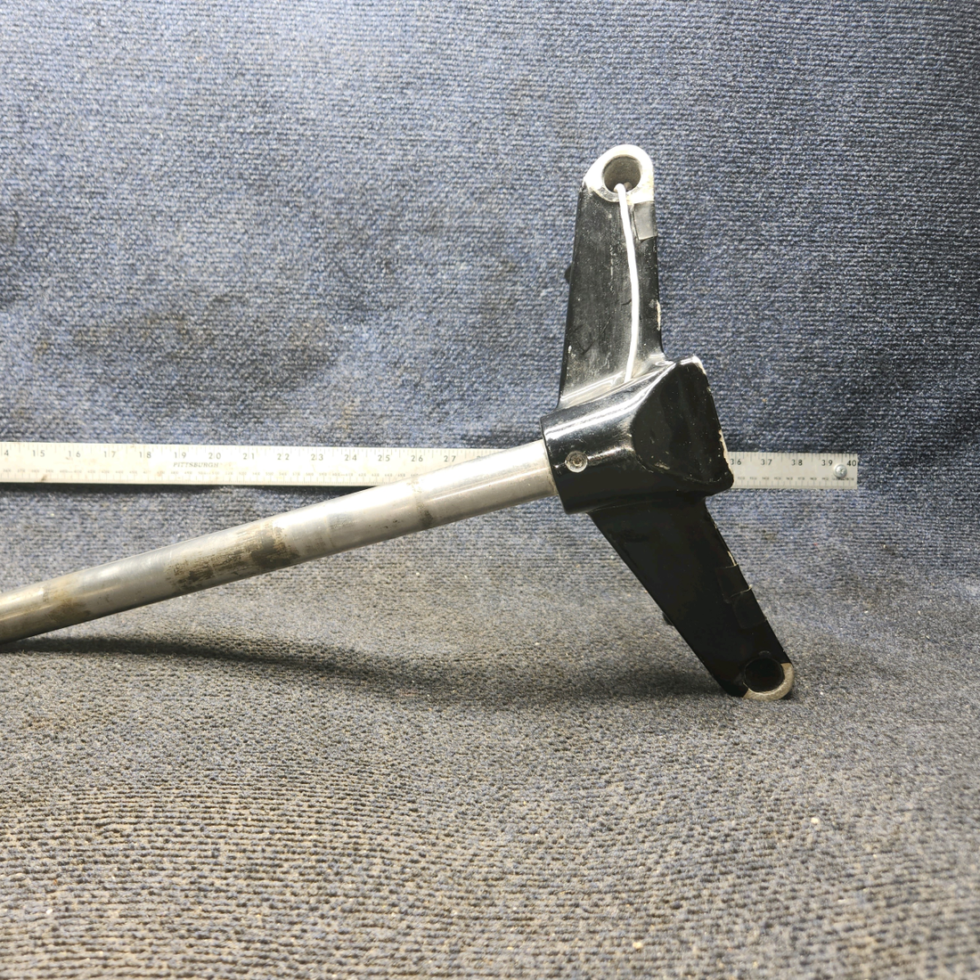 Used aircraft parts for sale, 79276-000 PIPER PA28-140 Wheel Assembly