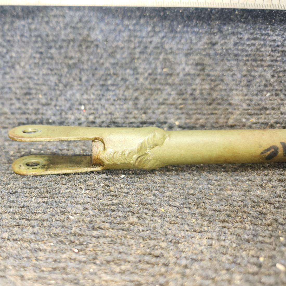 Used aircraft parts for sale, 0510161-12 Cessna 172F Elevator Tube To Bellcrank Forward