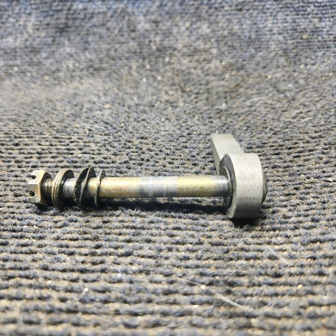 Used aircraft parts for sale, 66773-000, 63039-004 piper PA-28-181 Quadrant Adjusting Handle