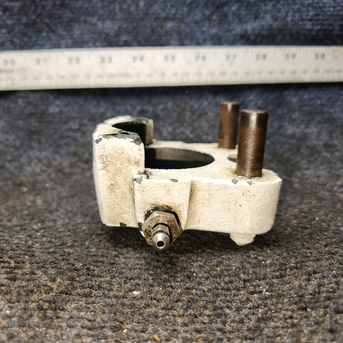 Used aircraft parts for sale, C163030-0103 Cleveland 30-63 Cessna 172E Brake Caliper Assembly No Bolts.