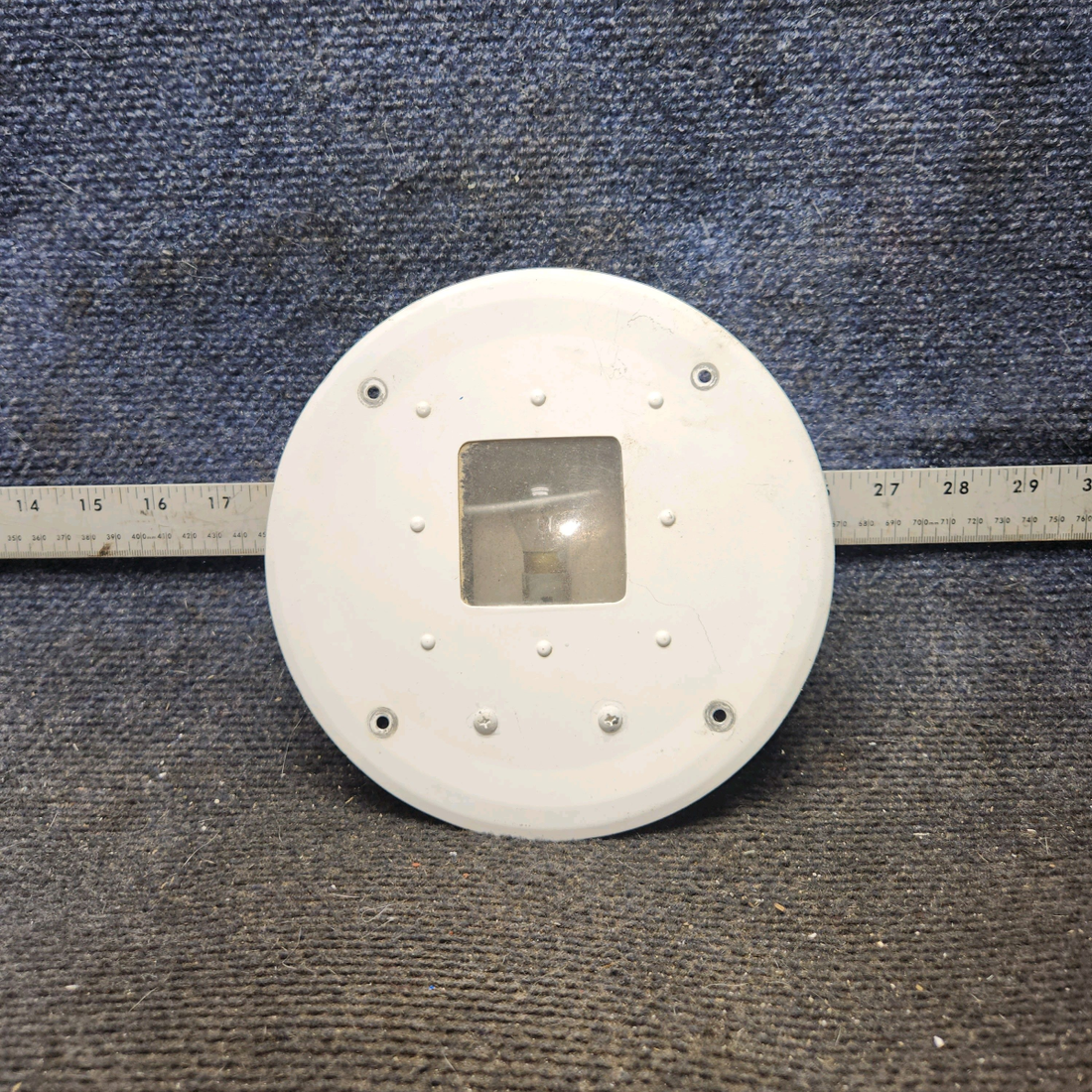 Used aircraft parts for sale, 0521101-2 cessna 172N Courtesy Light Plate Assembly