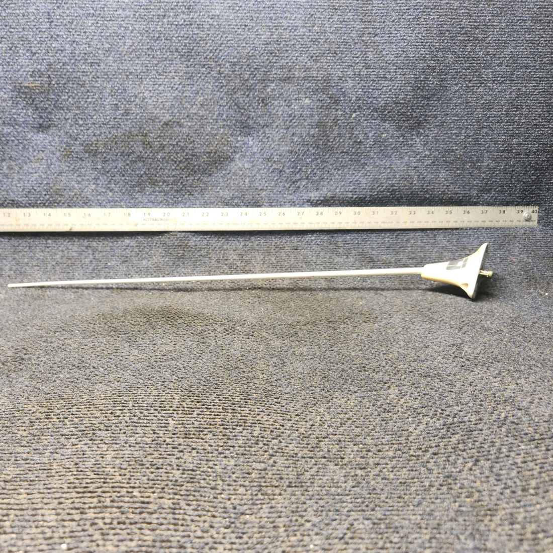 Used aircraft parts for sale, DMC63-1-A DM Piper PA32RT-300 VHF Antenna