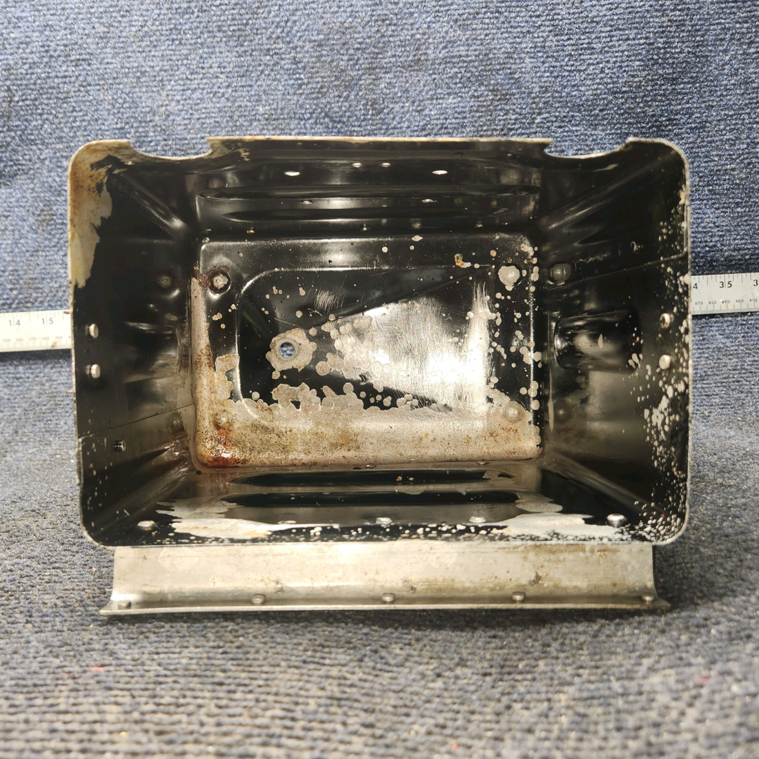 Used aircraft parts for sale, 0413307-18, 0413307-21 Cessna 172E Battery Box Assembly with Lid
