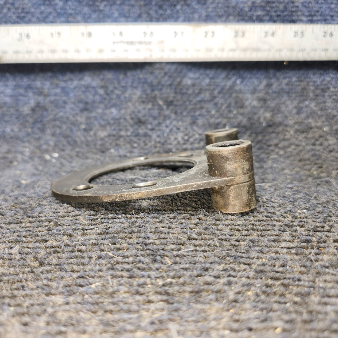 Used aircraft parts for sale, 075-06700 cessna 172N Torque Plate