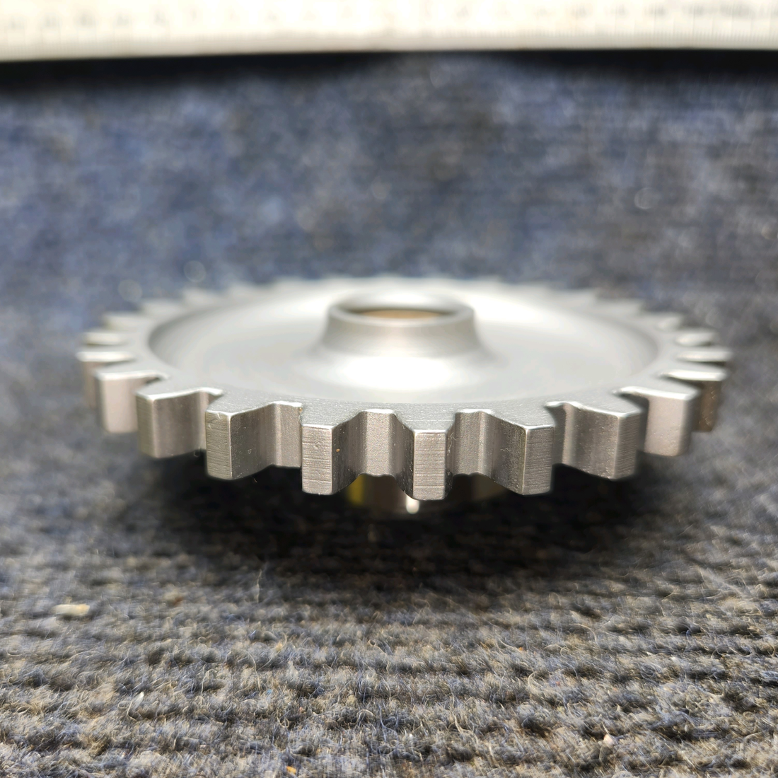 Used aircraft parts for sale, 75072 Lycoming O-320 Piper PA28-140 Gear Assembly Crankshaft Idler with 8130-1