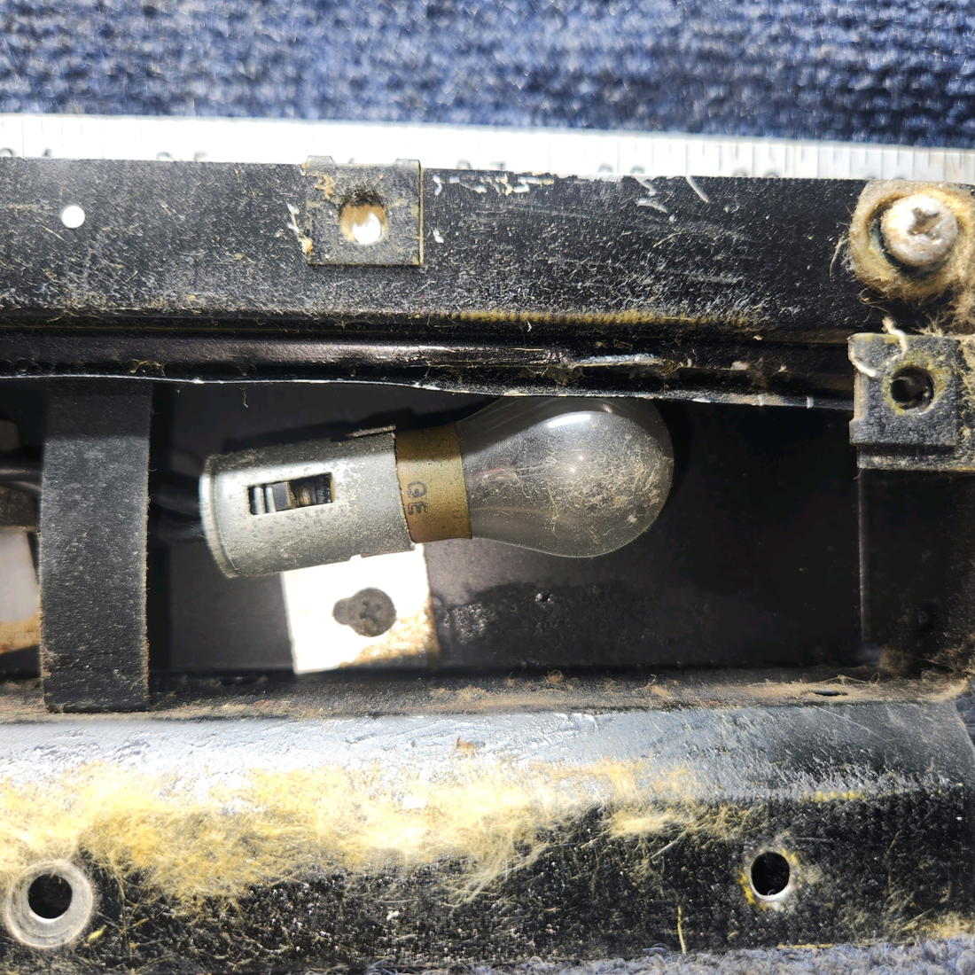 Used aircraft parts for sale, 0700623-14 Cessna 182G Panel Light Housing Assembly (Volts: 14)