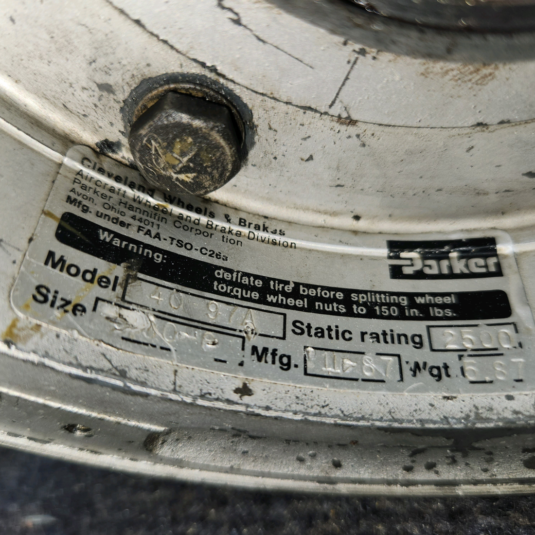 Used aircraft parts for sale, 40-97A Parker Cessna 172 6.00-6 Main Wheel