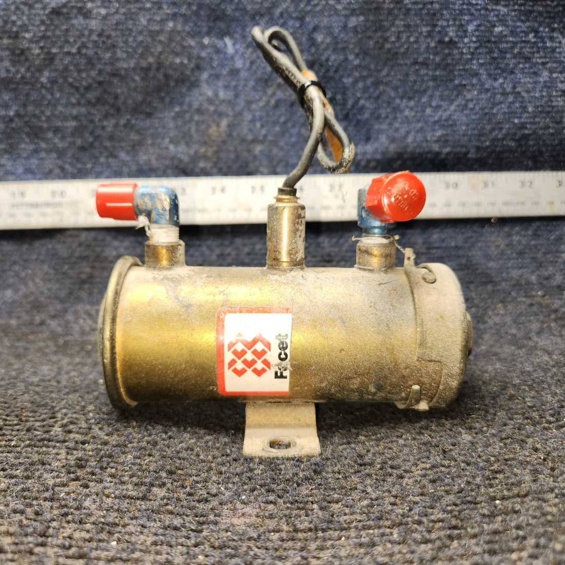 Used aircraft parts for sale, 477-060 Facet BEECHCRAFT F35 Fuel Pump Assy (12V)