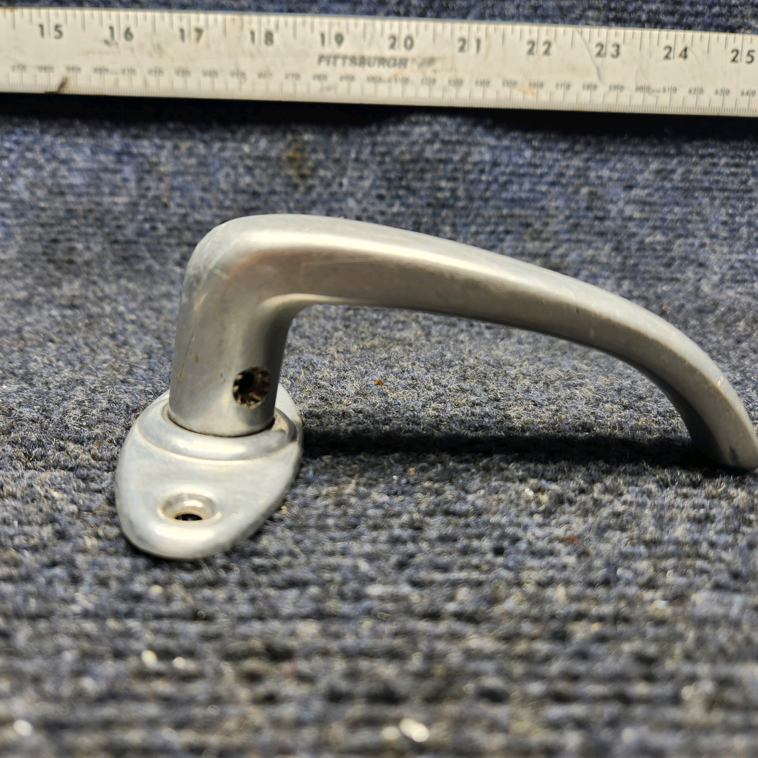 Used aircraft parts for sale, AR75 ALUMINUM DOOR HANDLE P/N AR34