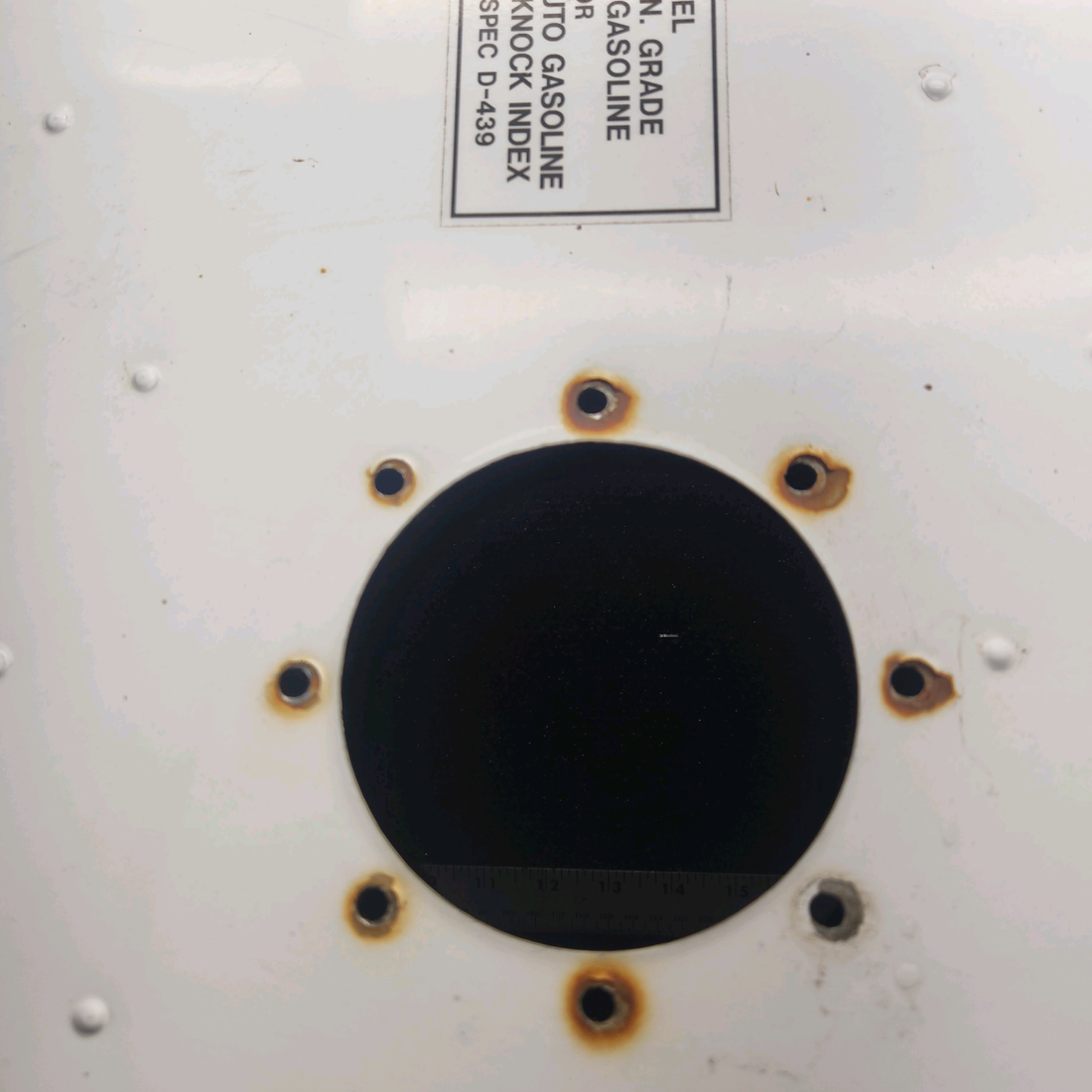 Used aircraft parts for sale, 0426511-7 cessna 150G Fuel Tank Cover Assembly - RH