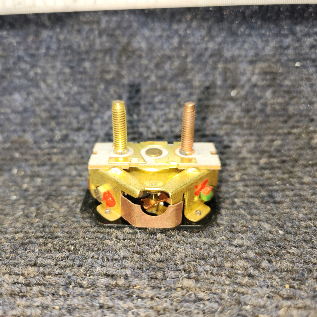 Used aircraft parts for sale, 5644537 Beechcraft 23 Fuel Quantity Indicator