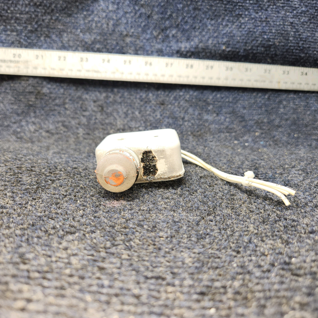 Used aircraft parts for sale, 95-361014 BEECHCRAFT 95-55B Landing Gear Safety Switch Assembly