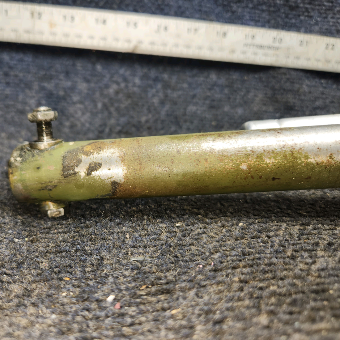 Used aircraft parts for sale, C301002-0301 cessna 150G Flap Actuator with Motor & Transmission