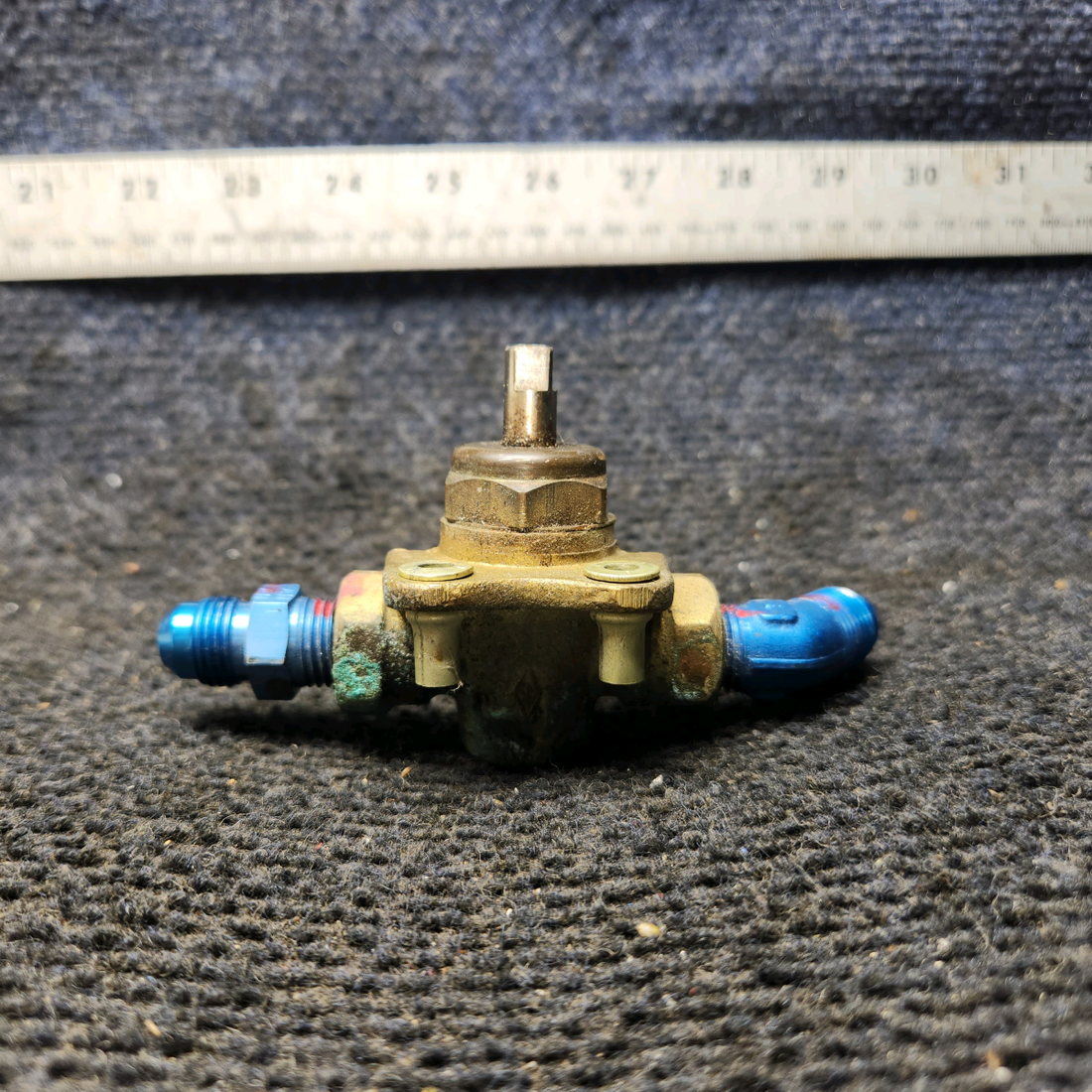 Used aircraft parts for sale, 491-947 Piper PA-28-140 Fuel Selector