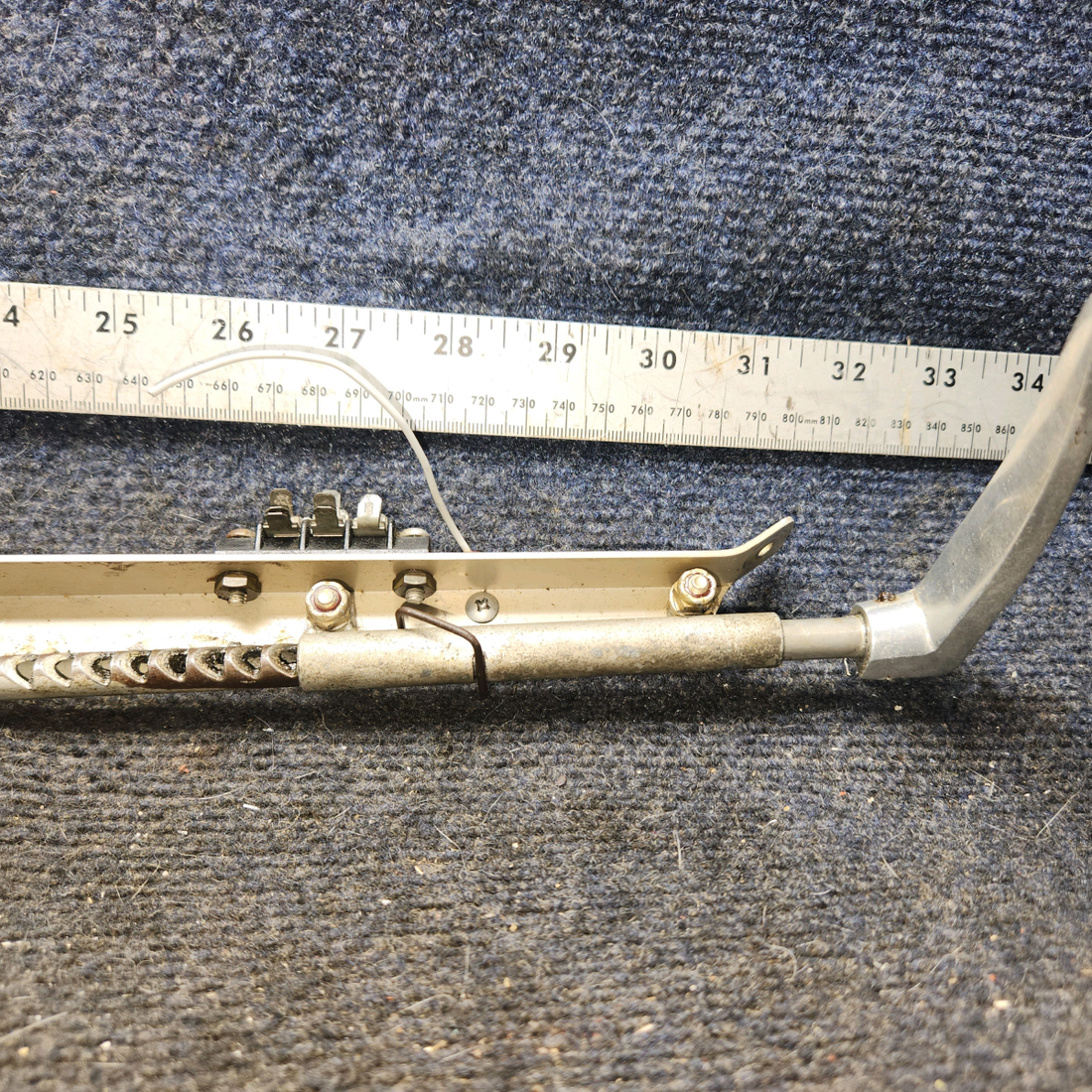 Used aircraft parts for sale, 0813150-75, 1713035-1 cessna 172N Parking Brake Handle and Support Assembly