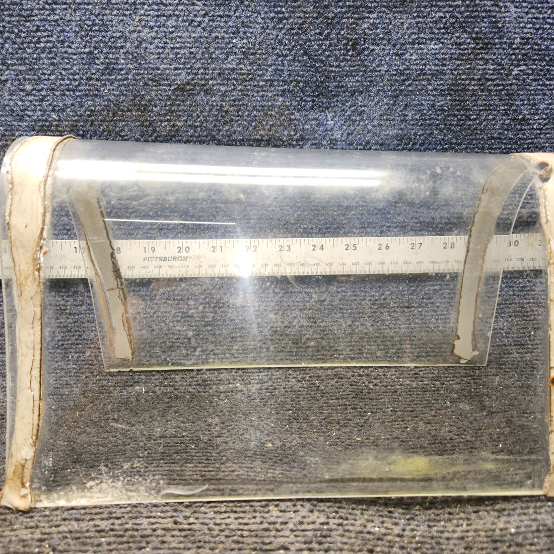 Used aircraft parts for sale, 0722100-4 Cessna 182G Landing Light Window Lens