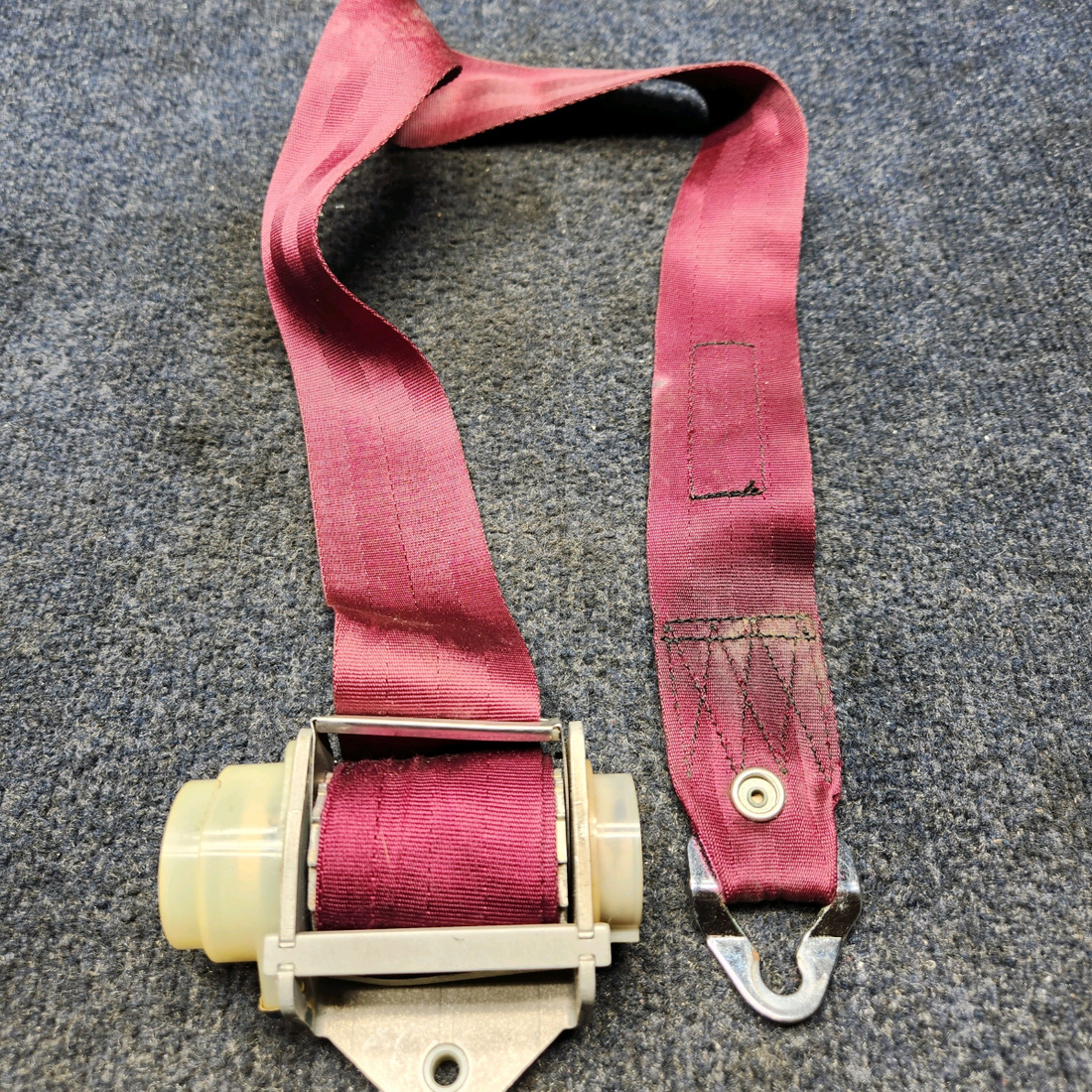 Used aircraft parts for sale, PS50039-4-16 Piper PA32RT-300 BELT SHOULDER FORWARD INERTIA REEL