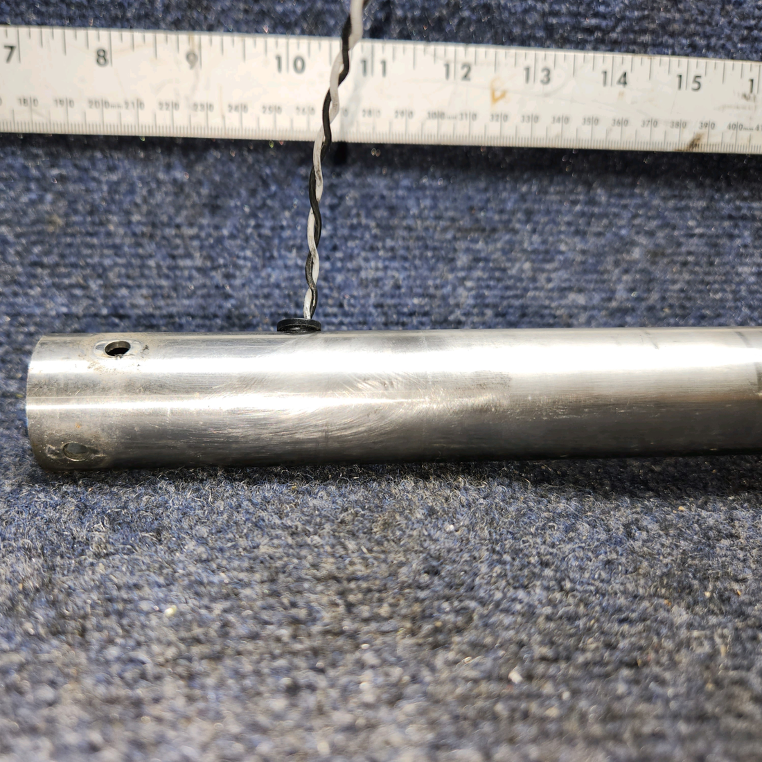 Used aircraft parts for sale, 85292-007 Piper PA28-161 Control Wheel Assy w Mic Switch (L: 14”, Dia: 1.125”)