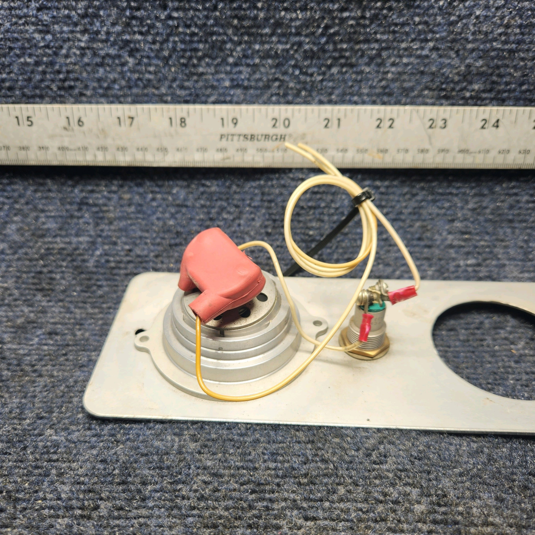 Used aircraft parts for sale, 58-530104-1, 2565 Beechcraft F33A OVERHEAD PANEL WITH LIGHT AND SWITCH