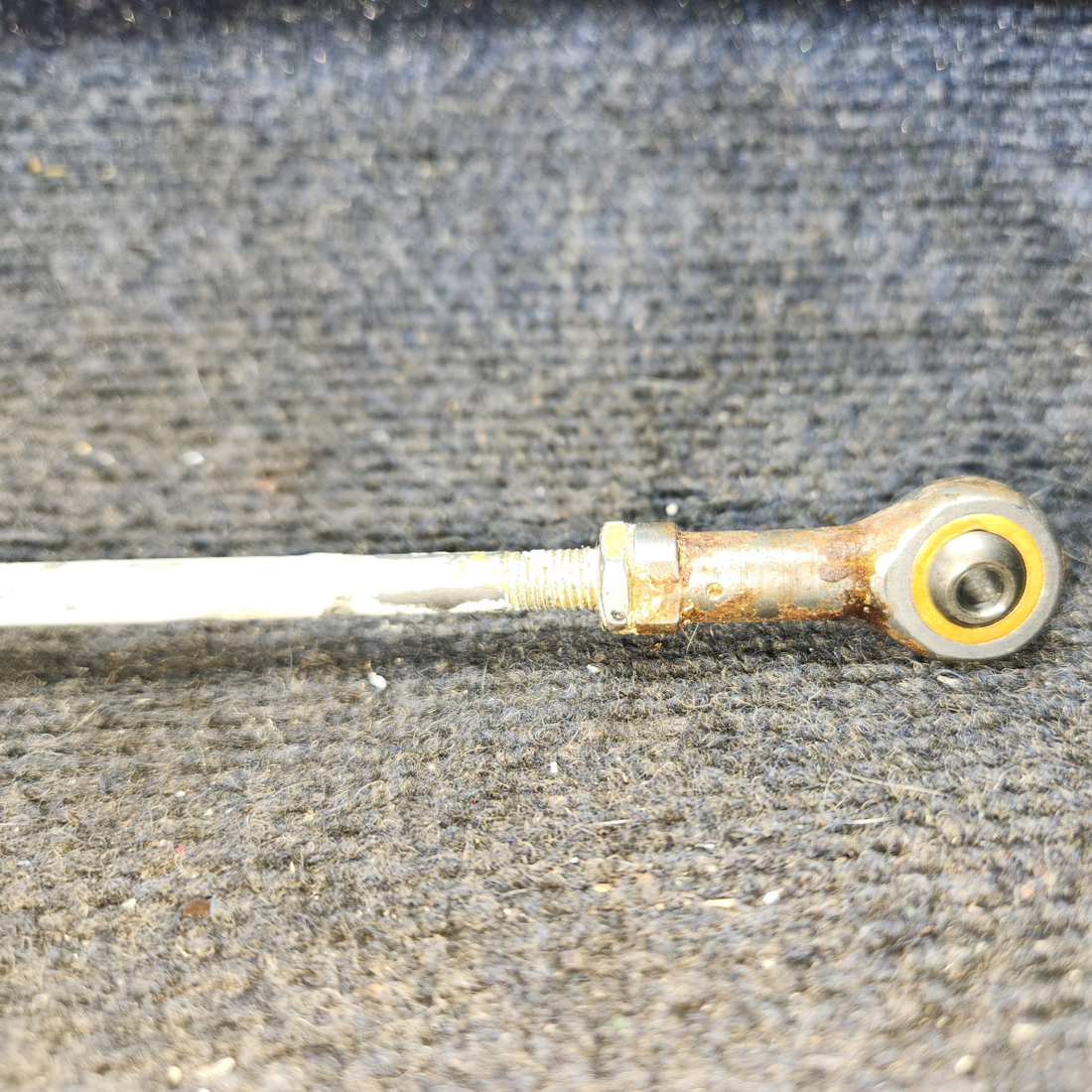 Used aircraft parts for sale, 0523537-2 cessna 172N Flap Push-Pull Rod