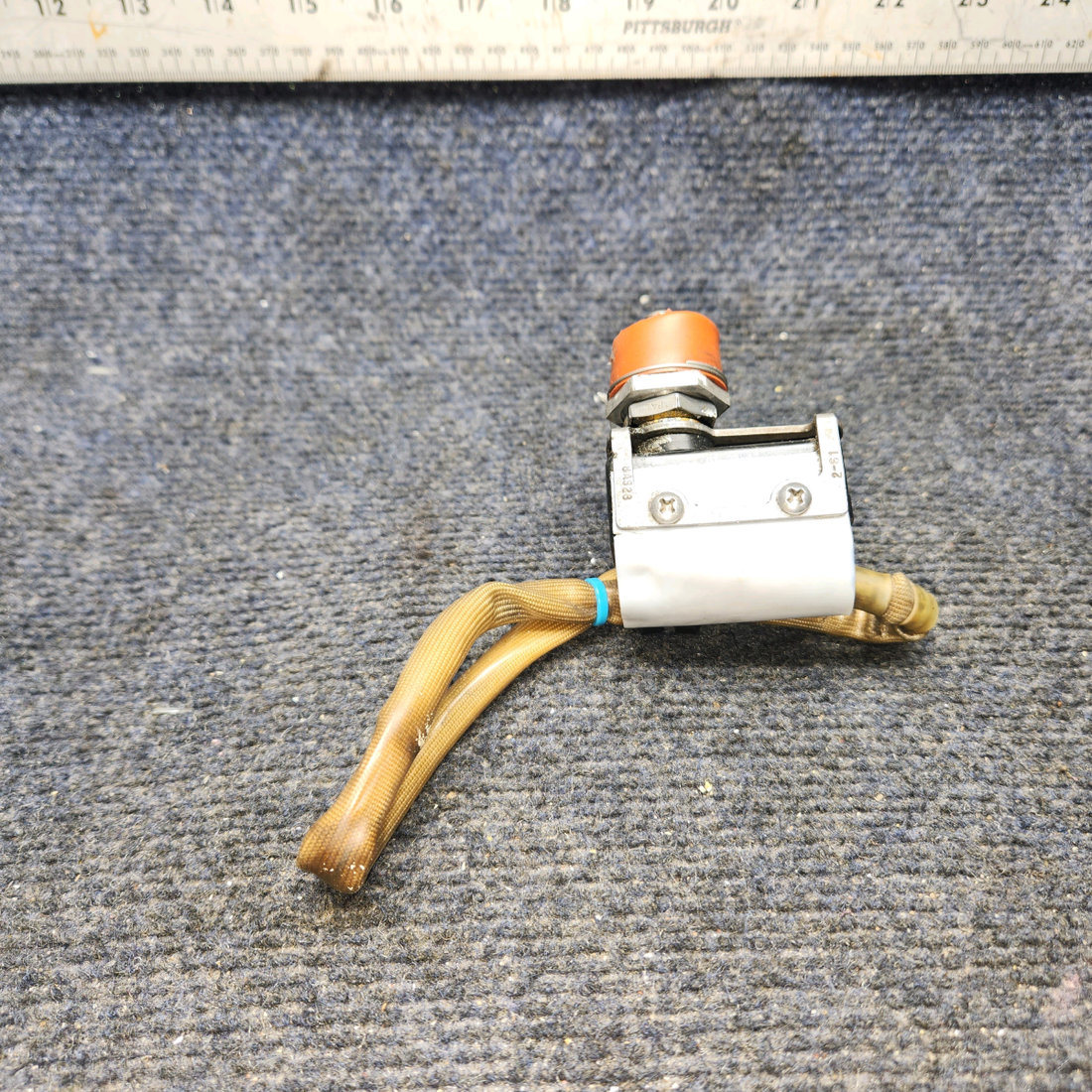 Used aircraft parts for sale, 487-820 PIPER PA-24-250 Nose Gear Switch Assembly