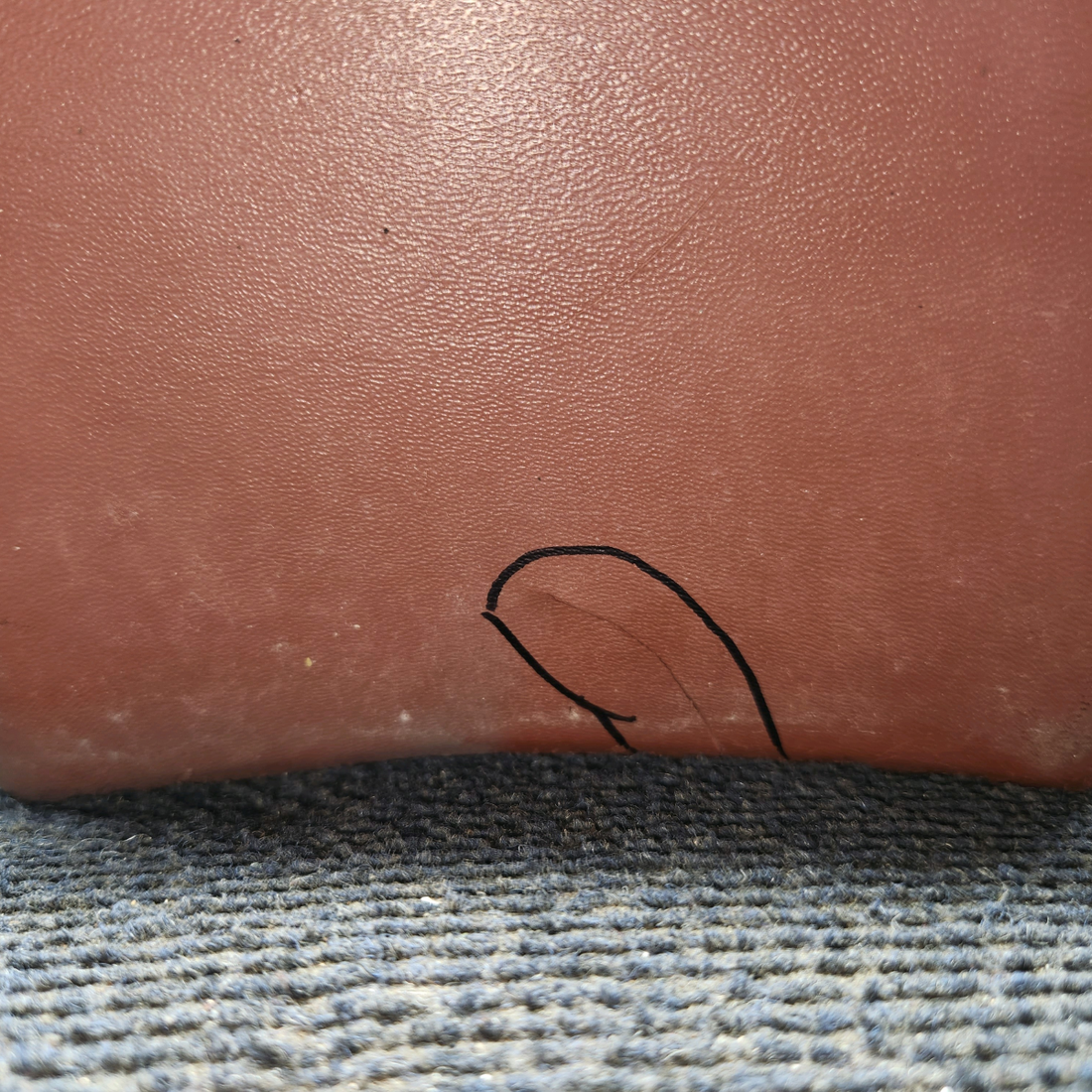 Used aircraft parts for sale, 0500233-1 Cessna 172F Center Console Cover Assembly