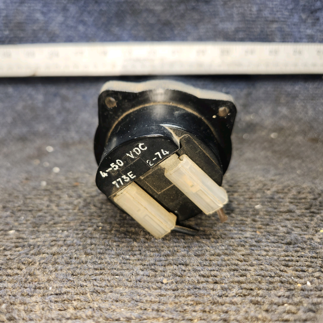 Used aircraft parts for sale, 773E Datcon cessna 150G Hour Meter Indicator