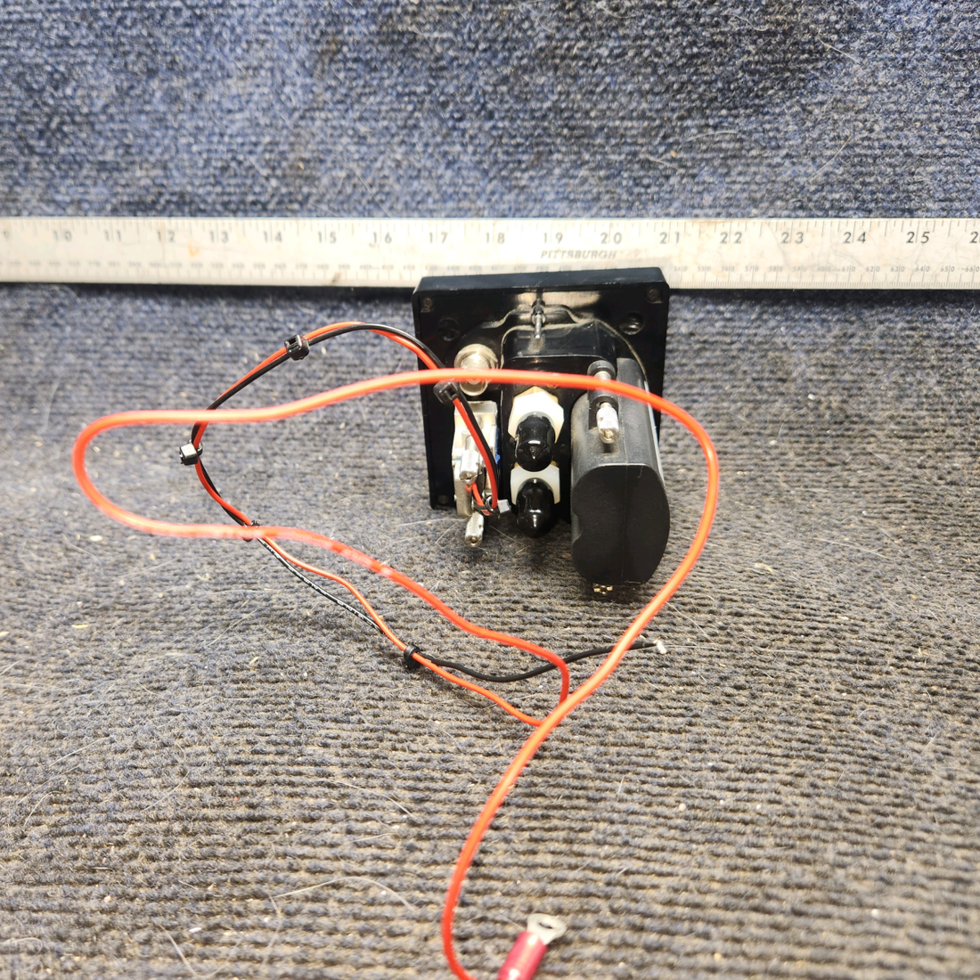 Used aircraft parts for sale, 011-03809-00 Garmin G5 cessna 172k Primary Attitude Display with Connector