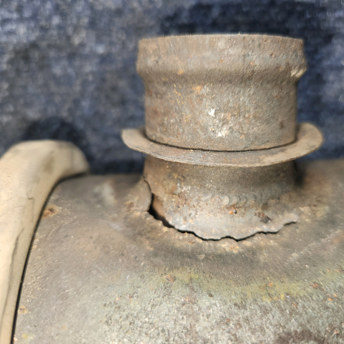 Used aircraft parts for sale, 0550176-56 Cessna 172E Exhaust Stack Assembly RH