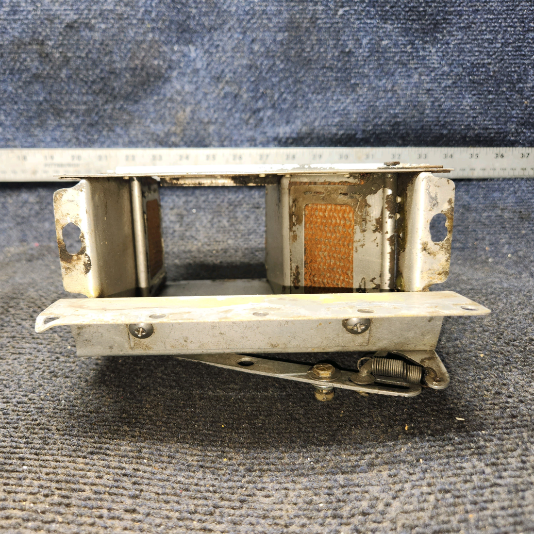 Used aircraft parts for sale, 35-550026 BEECHCRAFT F35 Valve Heat Control Assy