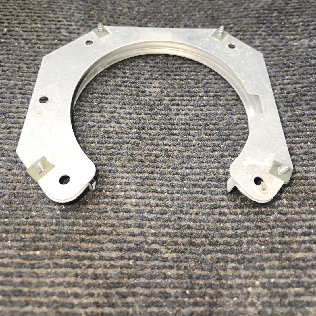 Used aircraft parts for sale, 0423542-6 Cessna 182G Landing Light Bracket