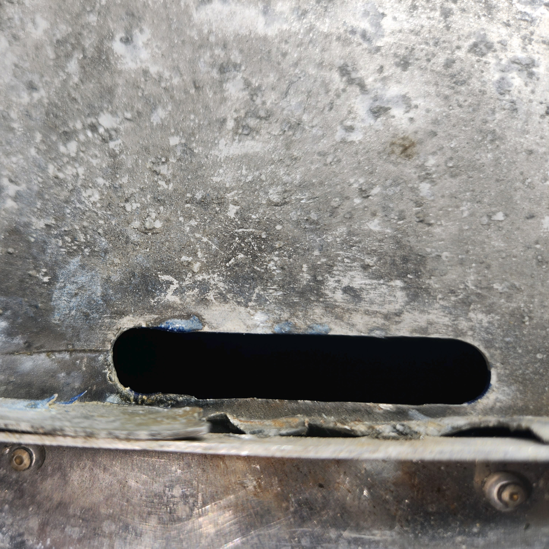 Used aircraft parts for sale, 63750-002 Piper PA28-140 Upper Cowling Assembly - LH