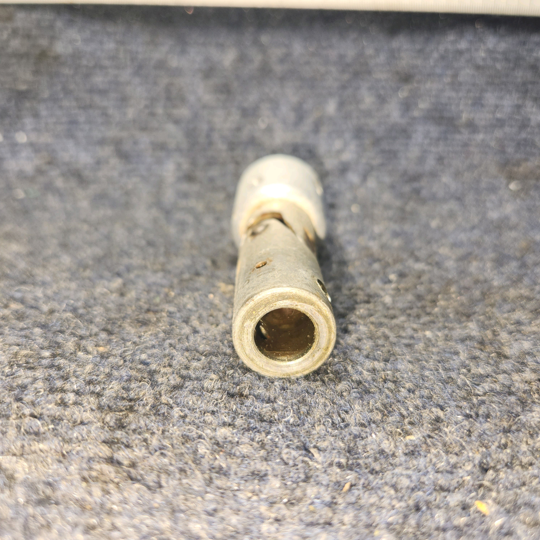 Used aircraft parts for sale, 62834-002 Piper PA28RT-200 Universal Joint  for Control Column - Price per unit